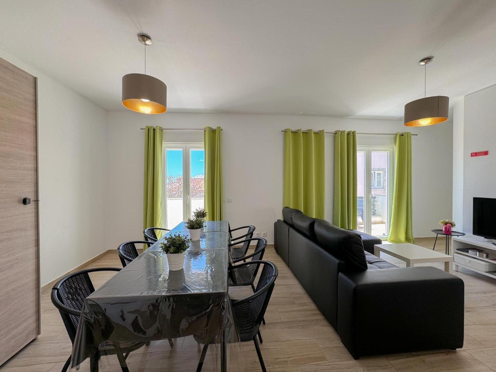 Penthouse With Balcony In The Historic Center #1956 Lagos