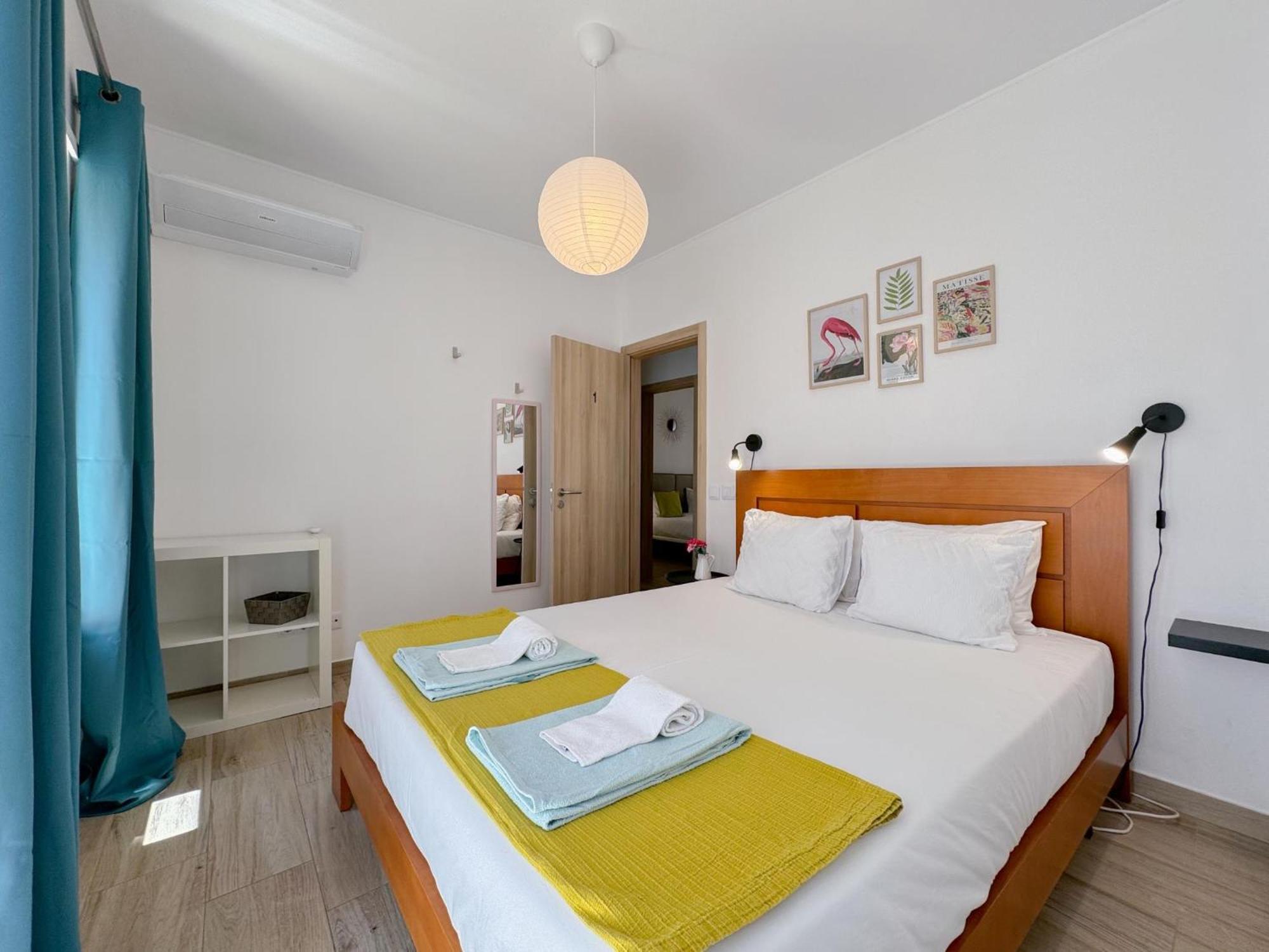 Penthouse With Balcony In The Historic Center #1956 *