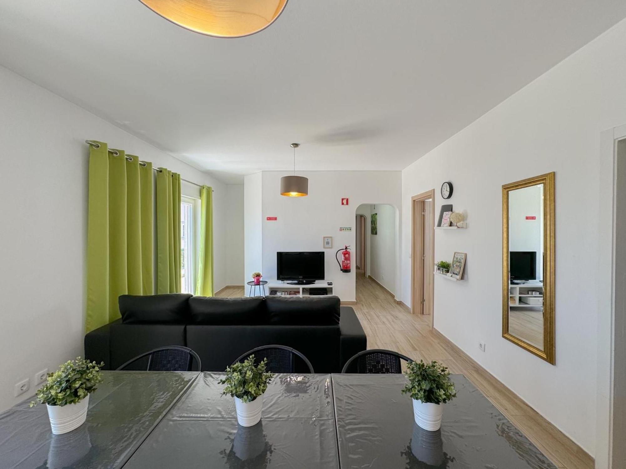 Penthouse With Balcony In The Historic Center #1956 *